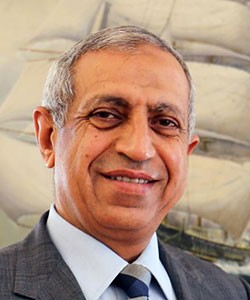 H.E.-Dr.-Ismail-Abdel-Ghaffar-Ismail-Farag